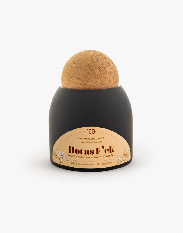 Свещ HOT AS F*UCK