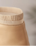 Ботуши EMBROIDERED SOCK BOOT 55 WHEAT LEATHER