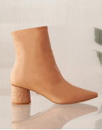 МОСТРА No37 - CROC HEEL BOOT TAN LEATHER