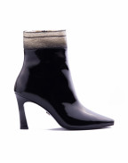 МОСТРА No40 - SOCK BOOT BLACK PATENT