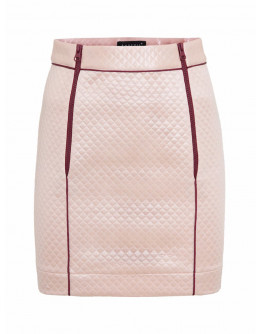 Къса пола с пластмасови ципове в розов цвят