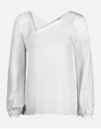 Блуза с асиметрично деколте в бял цвят