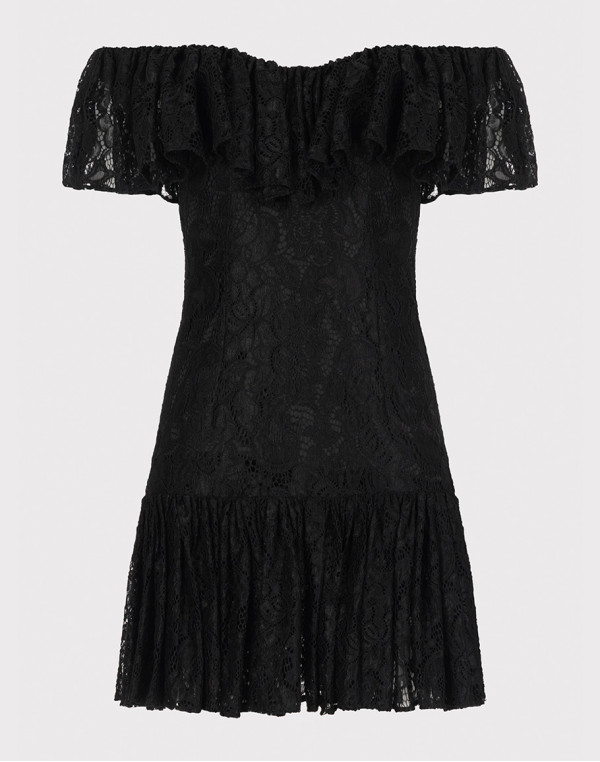 Черна рокля с голи рамене от дантела