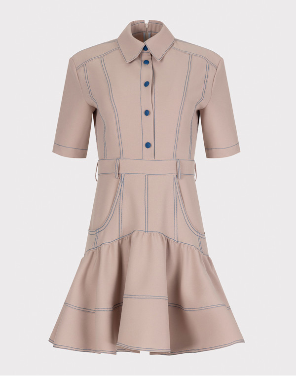 Къса рокля с асиметричен волан пудра