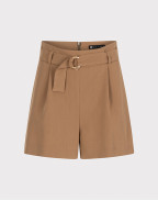 Къси панталони с висока талия и колан