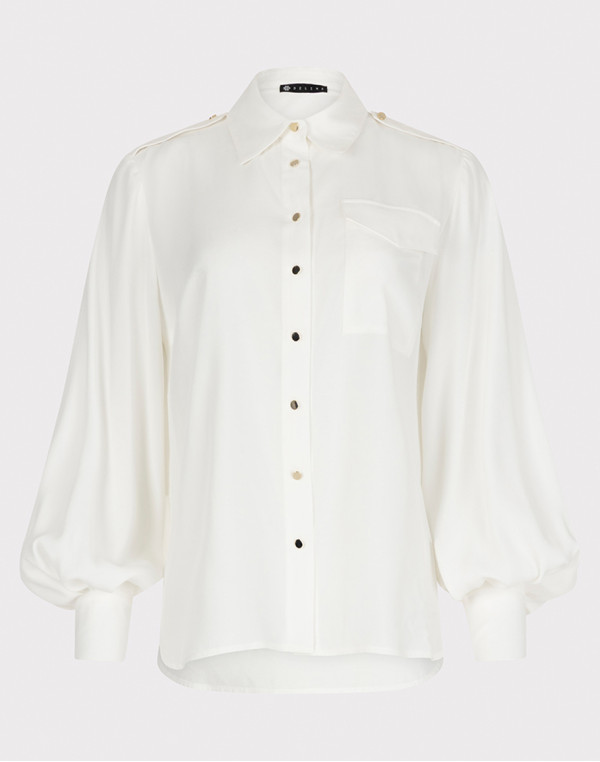 Риза с обемни ръкави и пагони