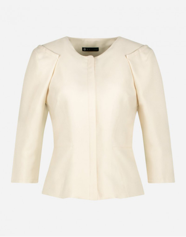 Яке с подгънати ръкави