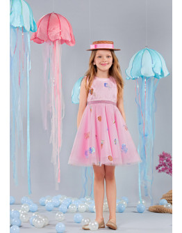Розова рокля от тюл с бродерия от медузи