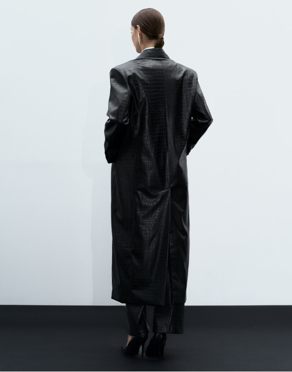 Черно манто от еко кожа с крокодилски принт