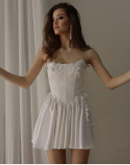 Рокля WHITE 3D FLOWERS