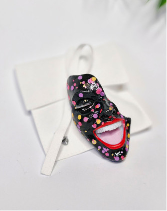 Брошка SMILE BLACK CONFETTI