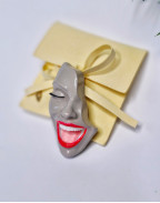 Брошка SMILE CLASSY BEIGE