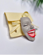Брошка SMILE CLASSY BEIGE