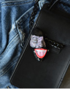 Брошка SMILE MASKED LADY