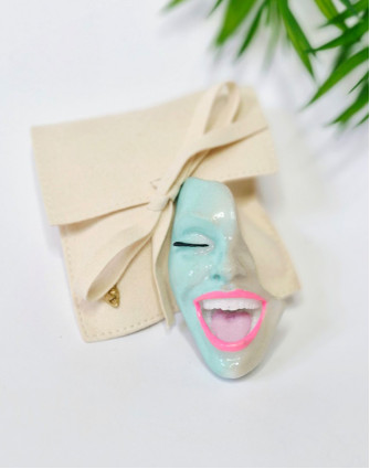 Брошка SMILE MINT DUST