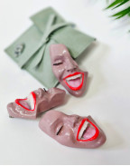Брошка SMILE ROSE ASH