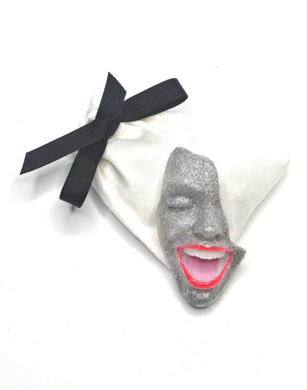 Брошка SMILE SILVER BROCADE