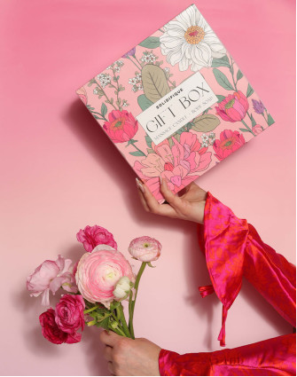 SOLIDIFIQUE Gift Box Масажна свещ + Сапун