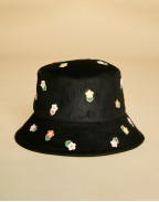 Кадифена шапка LIVIE