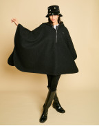 Кадифена шапка LIVIE