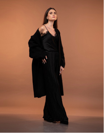 Плисиран панталон DINA NERO