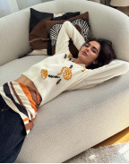 Вълнен пуловер AMIRA